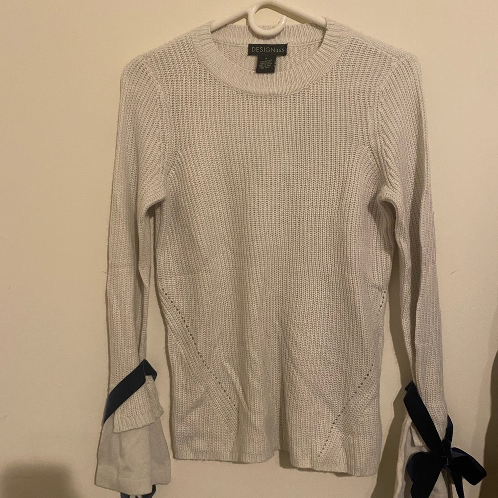 Design History Light white Knit Sweater